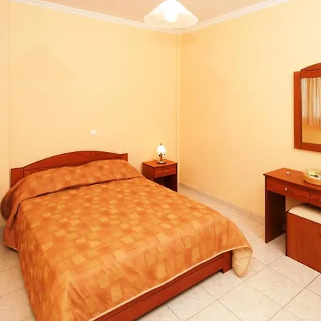 Apartament Mari-christi *