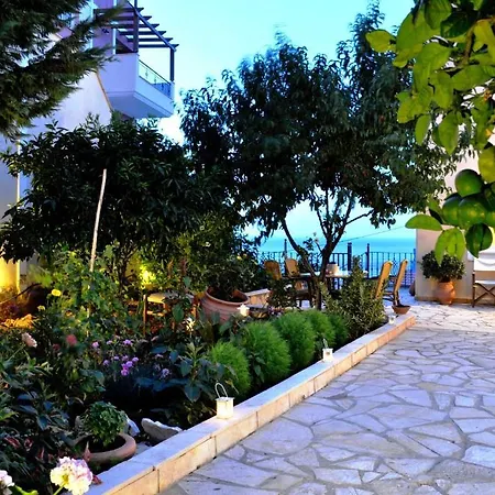 Apartament Mari-christi *