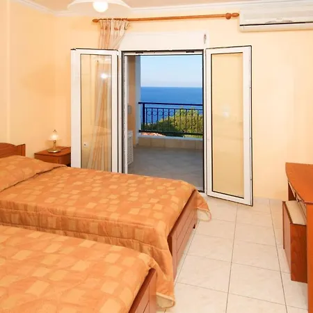 Lägenhet Mari-christi Poros (Kefalonia)