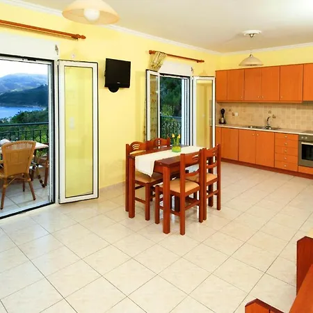 Lägenhet Mari-christi Poros (Kefalonia)